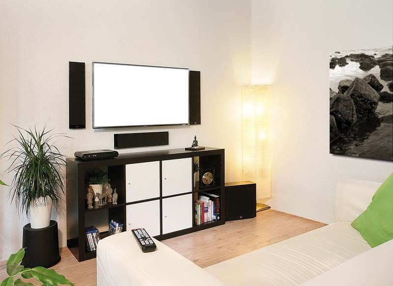 Echter Kinosound aus superflachen Boxen: KEF T205, Bild 1 Lautsprecher Surround KEF T205 im Test, Bild 1
