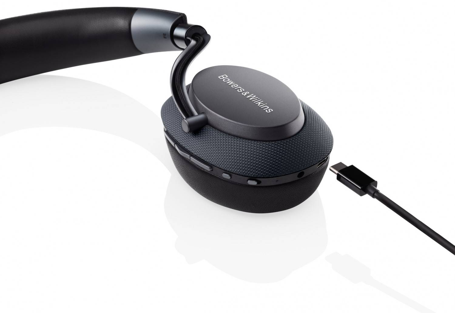 Intelligentes Design: B&W Bowers & Wilkins PX, Bild 3 Kopfhörer Noise Cancelling B&W Bowers & Wilkins PX im Test, Bild 3
