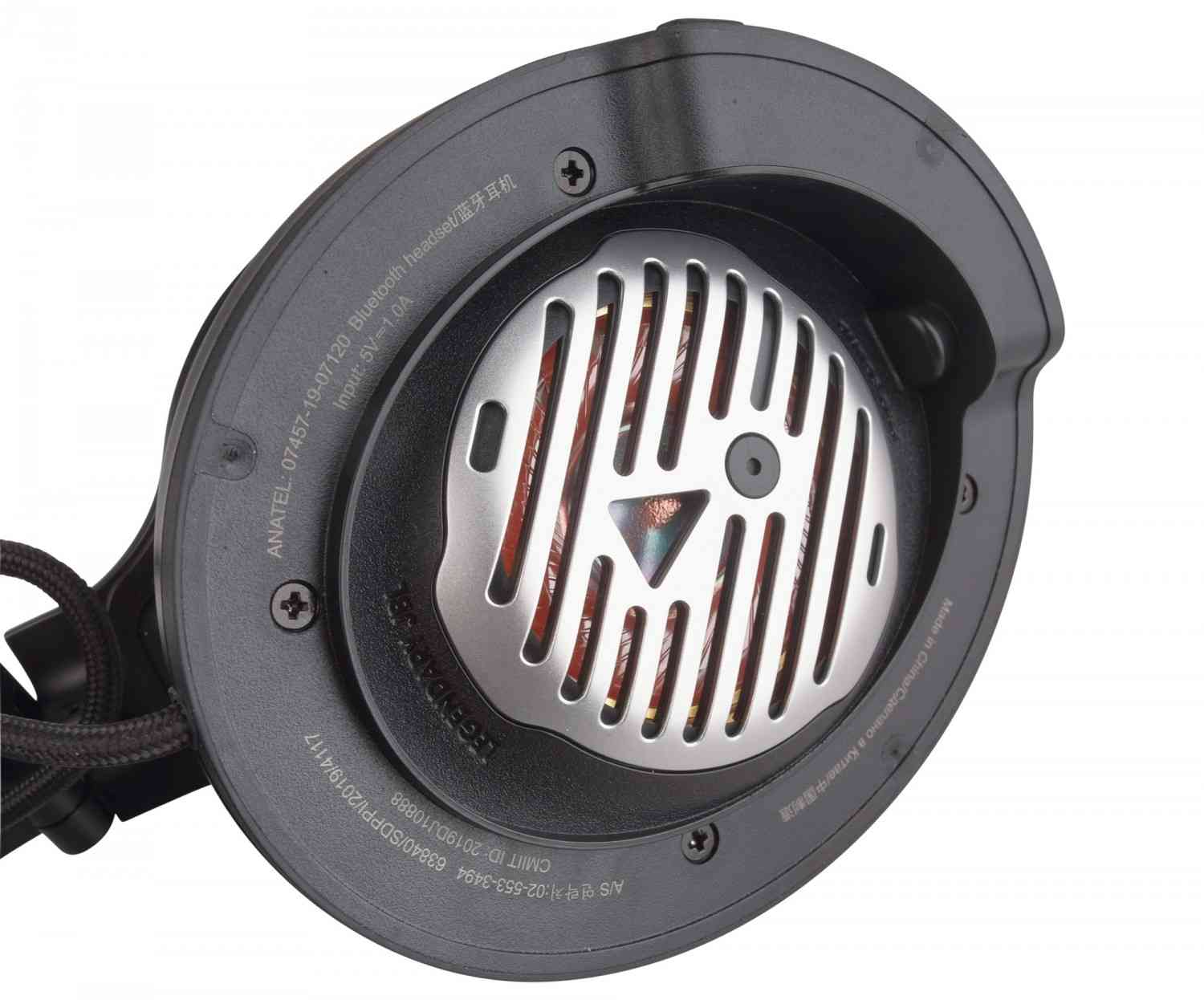 Einer ist gleicher: JBL Club One, Bild 2 Kopfhörer Noise Cancelling JBL Club One im Test, Bild 2