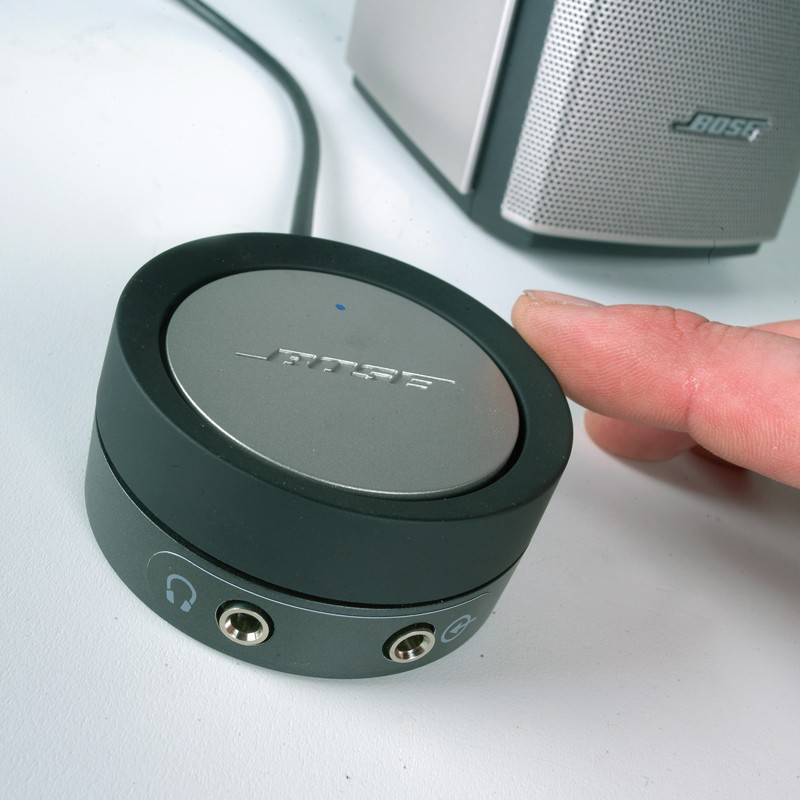 Schreibtisch- Konzert: Bose Companion 20, Bild 3 Lautsprecher Multimedia Bose Companion 20 im Test, Bild 3