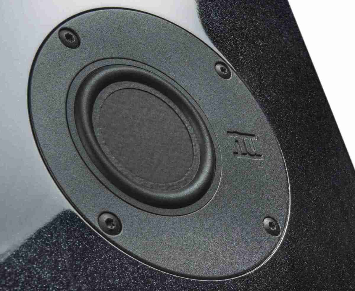 Klein ist hier nur das Gehäuse: Nubert nuVero 60, Bild 2 Lautsprecher Stereo Nubert nuVero 60 im Test, Bild 2