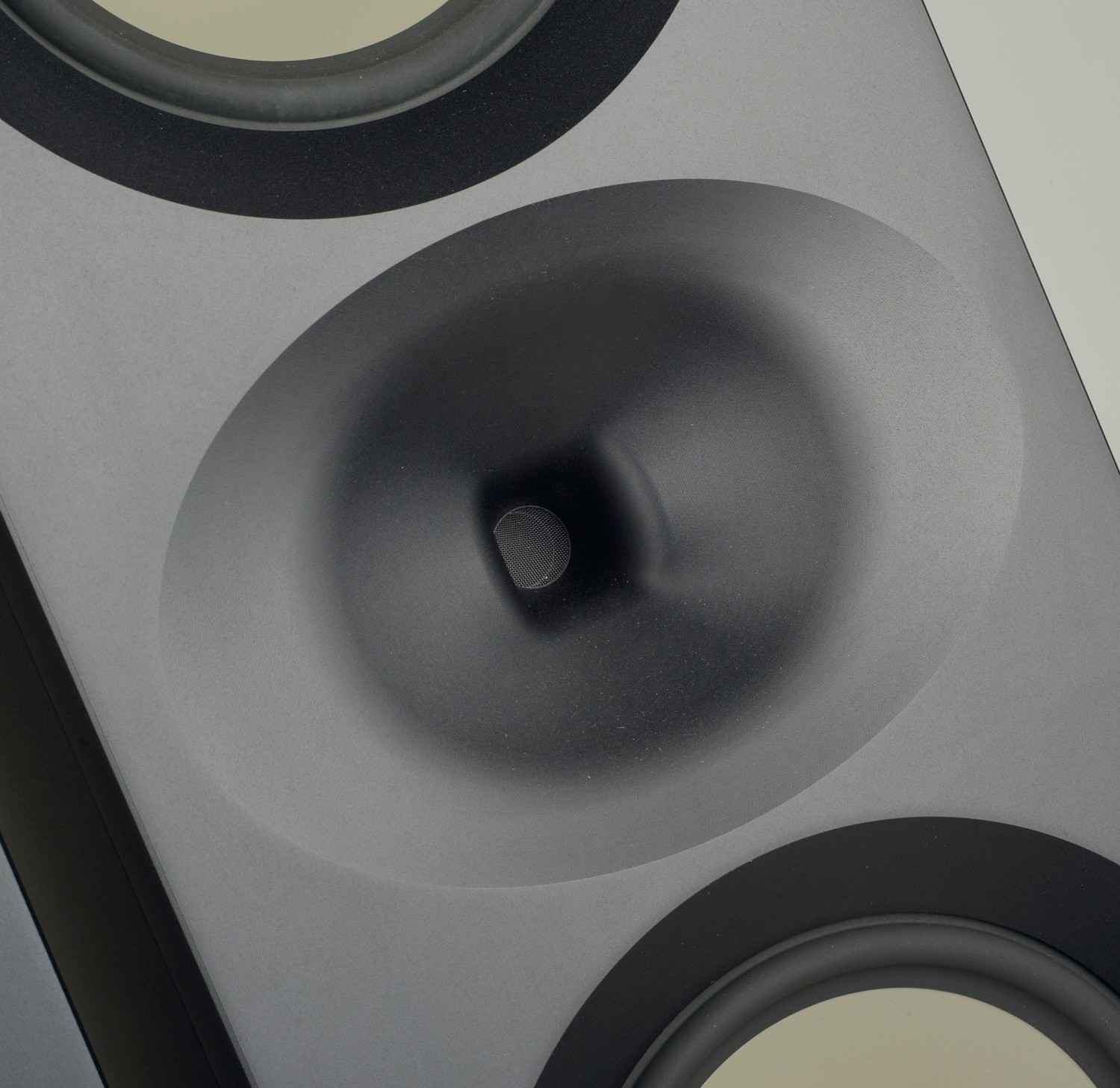 Verthraxt und aufgelöst: Thrax Lyra, Bild 5 Lautsprecher Stereo Thrax Lyra im Test, Bild 5