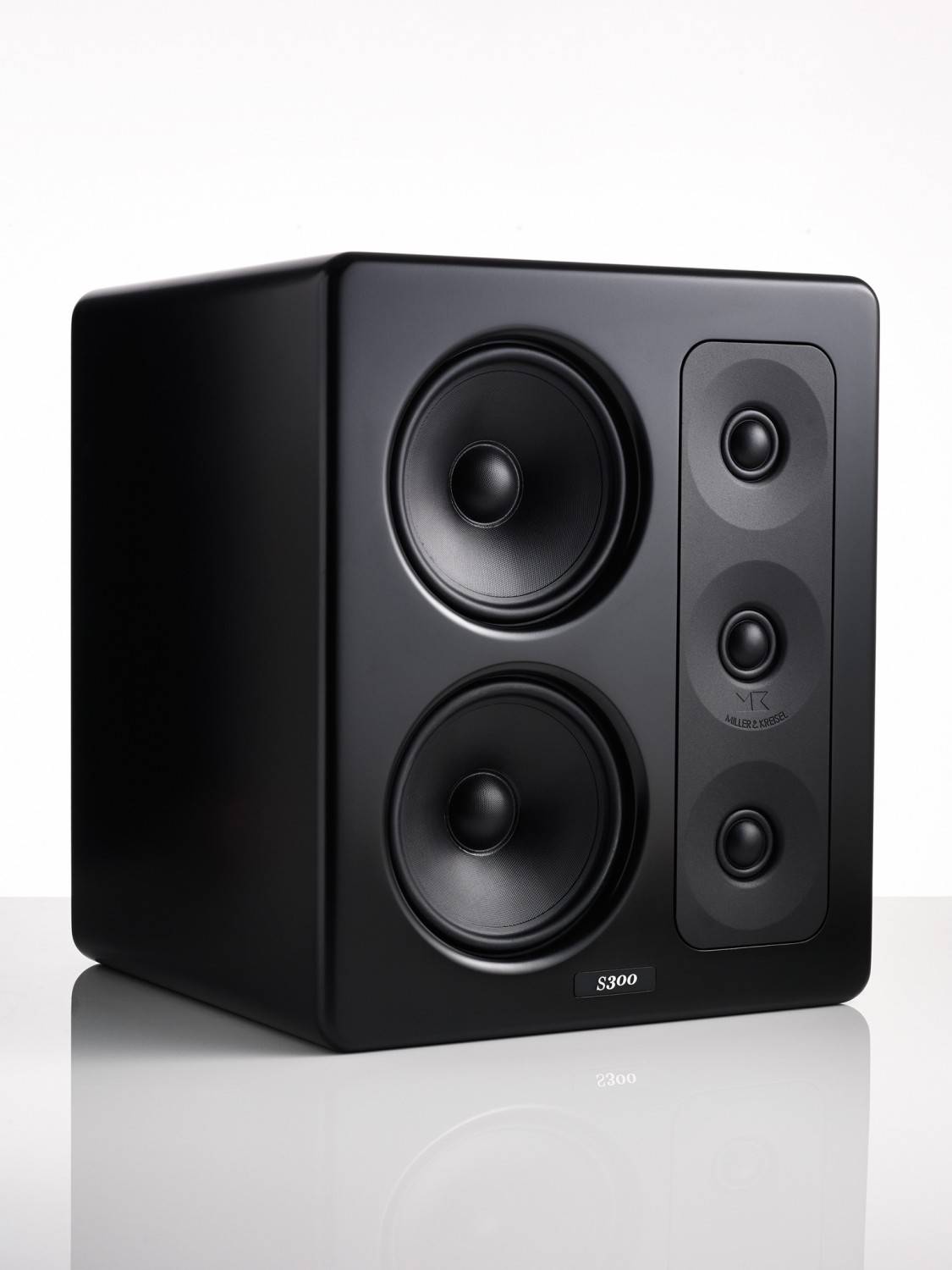 Lautsprecher Surround M&K Sound S300 THX Ultra 2 Set im Test, Bild 3