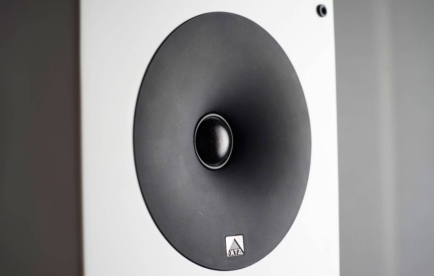 Eleganter Klangkünstler: XTZ Spirit-Serie, Bild 5 Lautsprecher Surround XTZ Spirit-Serie im Test, Bild 5