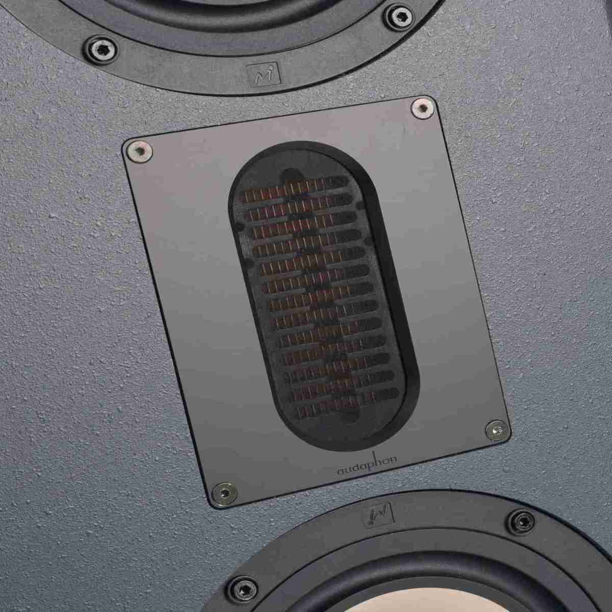 High-End-Kompaktbox mit Chassis von Markaudio und Audaphon: Lautsprechershop Strassacker Indus, Bild 23 Lautsprecherbausätze Lautsprechershop Strassacker Indus im Test, Bild 23