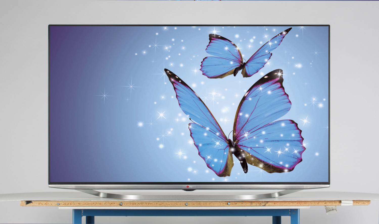 Fernseher LG 55UB950V im Test, Bild 2