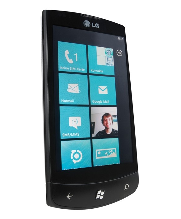 Smartphones LG E900 Optimus 7 im Test, Bild 1