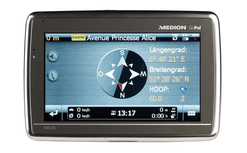 Portable Navigationssysteme Medion GoPal X4545 im Test, Bild 1