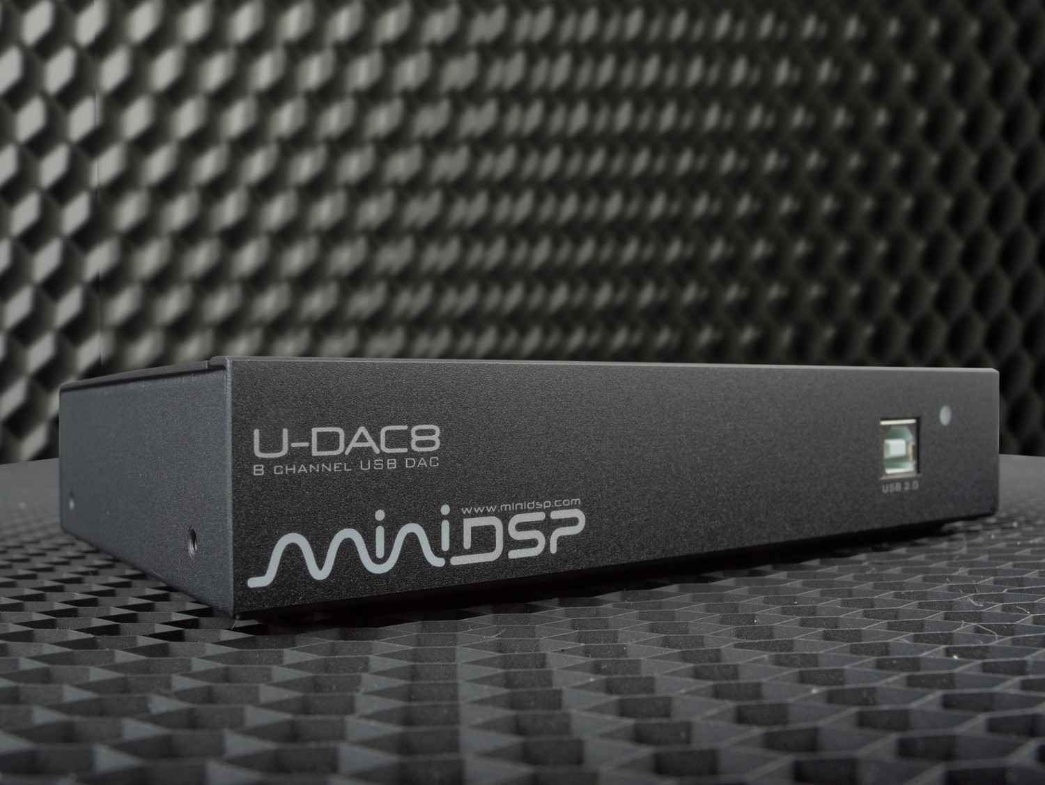 Multitalent: Mini-DSP U-DAC8, Bild 1 D/A-Wandler Mini-DSP U-DAC8 im Test, Bild 1