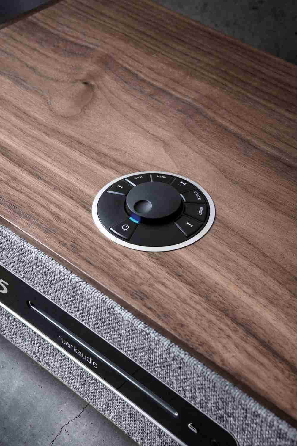 The Entertainer: Ruark Audio R5, Bild 4 Minianlagen Ruark Audio R5 im Test, Bild 4