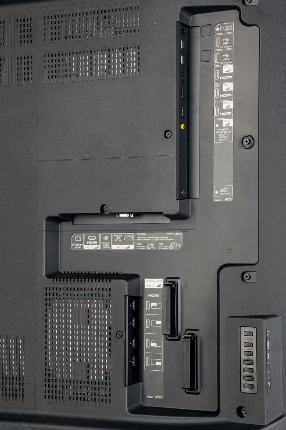 8K-Monitor (LED) Sharp LV-70X500E: Sharp LV-70LCX500E, Bild 5 Monitore Sharp LV-70LCX500E im Test, Bild 5