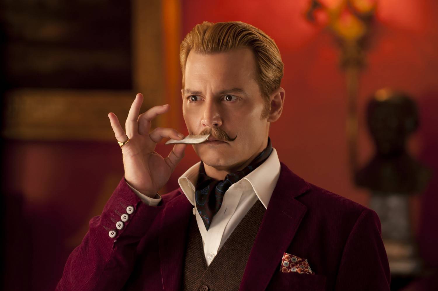 Blu-ray Film Mortdecai – Der Teilzeitgauner (Walt Disney Studios) im Test, Bild 2