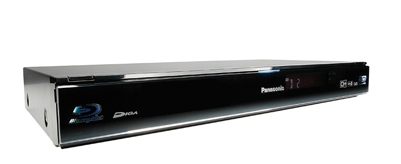 Blu-ray-Rekorder Panasonic DMR-BST700 im Test, Bild 1