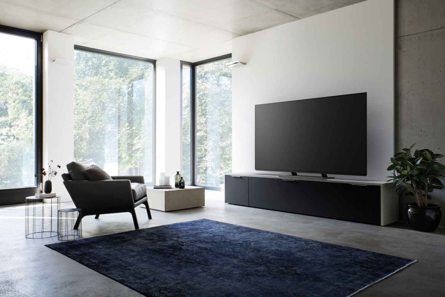 Fernseher Panasonic TX-65EZW954 im Test, Bild 2