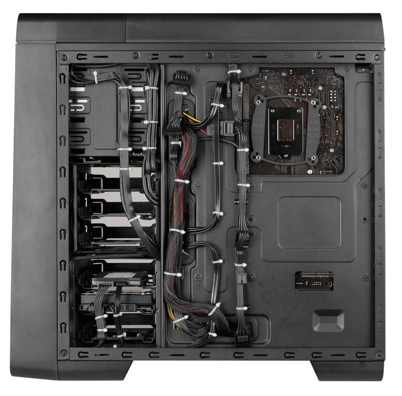 Außen hui, innen ui: Ultraforce Intel i5 4670K @4.4GHZ GTX 770 Silent, Bild 5 PC Ultraforce Intel i5 4670K @4.4GHZ GTX 770 Silent im Test, Bild 5