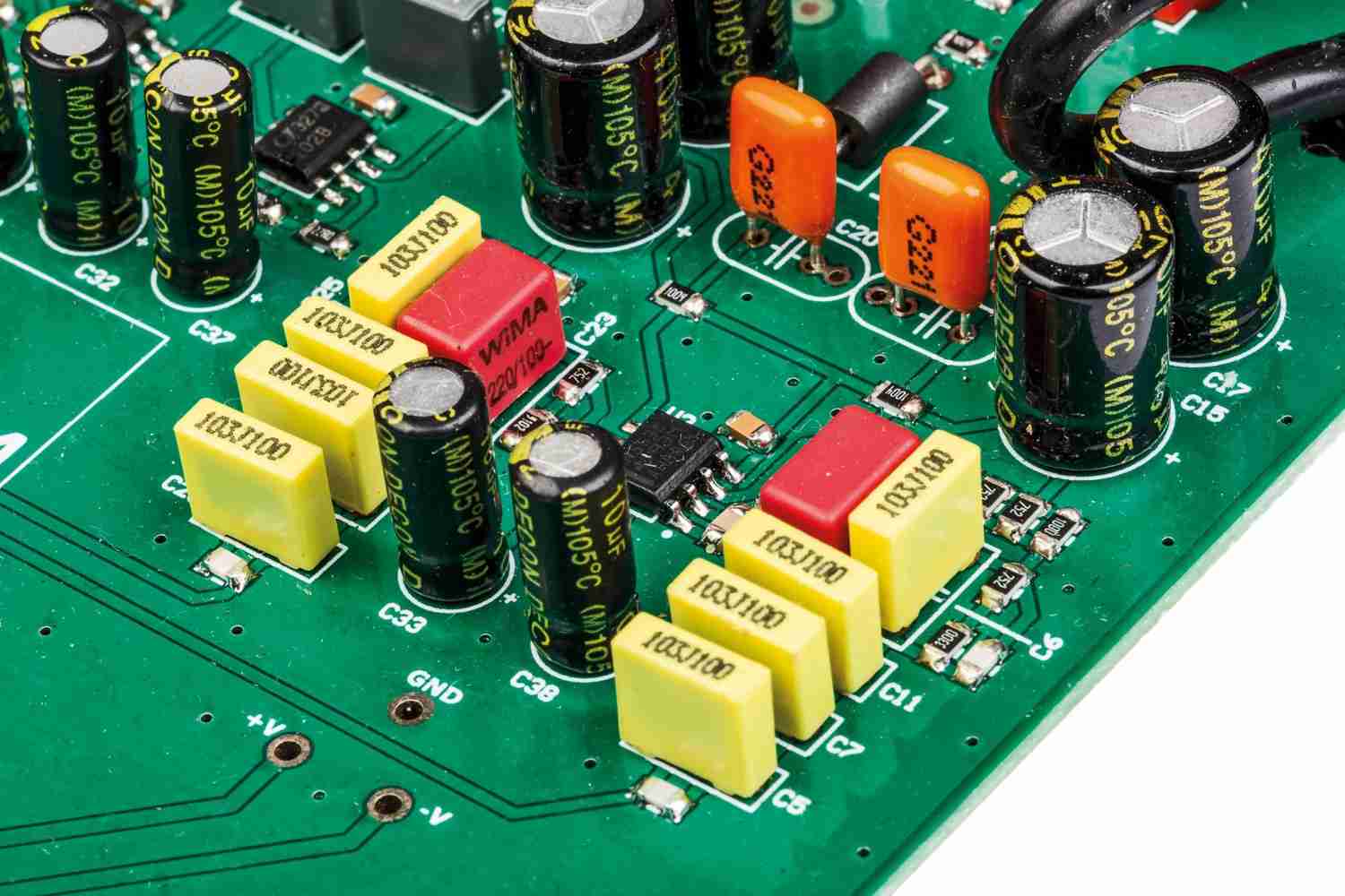 Jubiläumsphono aufgewertet: AVM PH 30.3, Bild 6 Phono Vorstufen AVM PH 30.3 im Test, Bild 6