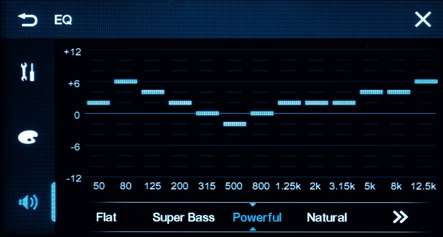 Moniceiver Pioneer DMH-A340DAB im Test, Bild 2