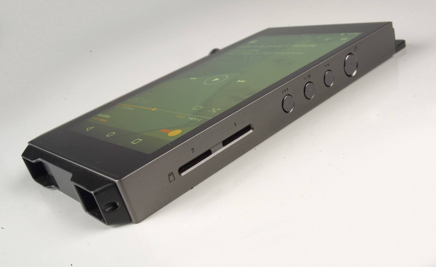 Mobiler Player Pioneer XDP-100R im Test, Bild 2