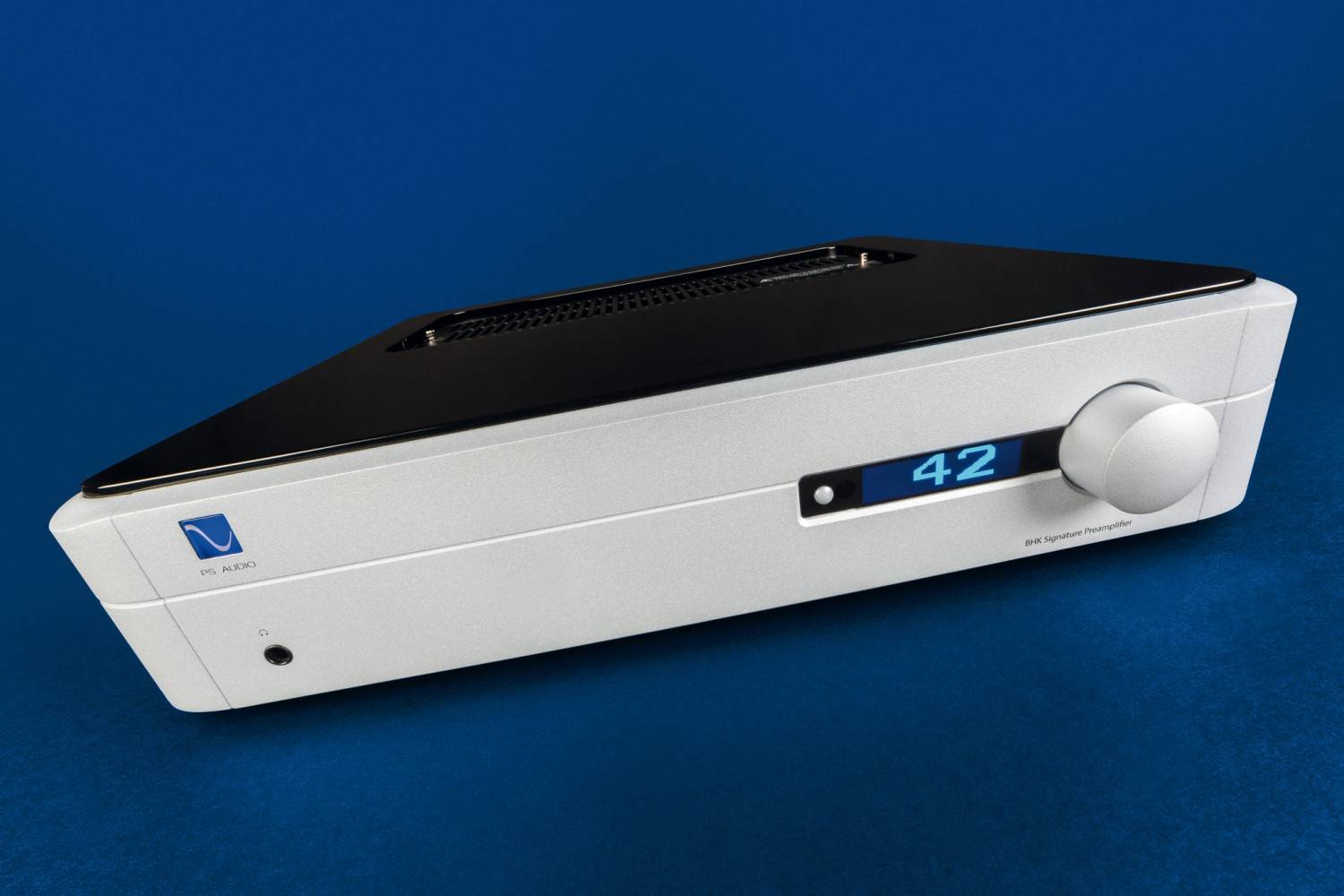 Werkzeug vom Feinsten: PS Audio BHK Signature Preamplifier, Bild 1 Vollverstärker PS Audio BHK Signature Preamplifier im Test, Bild 1