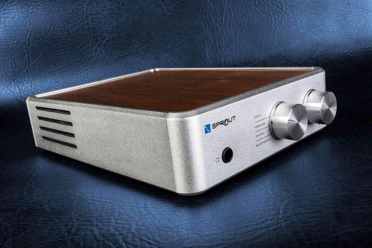 Es sprießt: PS Audio Sprout 100, Bild 1 Vollverstärker PS Audio Sprout 100 im Test, Bild 1