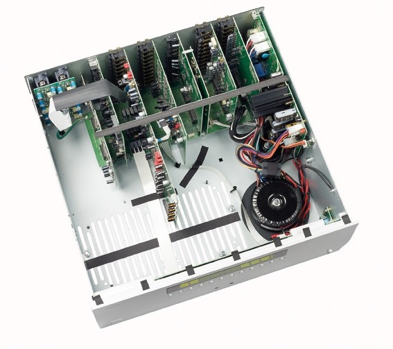 Systemtest: Arcam AV888, Arcam P777, Bild 5 AV-Vorstufen Arcam AV888, Arcam P777 im Test , Bild 5