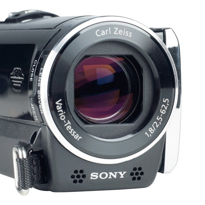 Camcorder Sony HDR-CX155 im Test, Bild 2