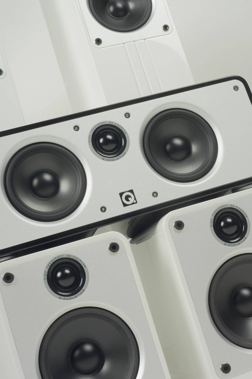 Stilsicher: Q Acoustics Concept 40-Set, Bild 1 Lautsprecher Surround Q Acoustics Concept 40-Set im Test, Bild 1