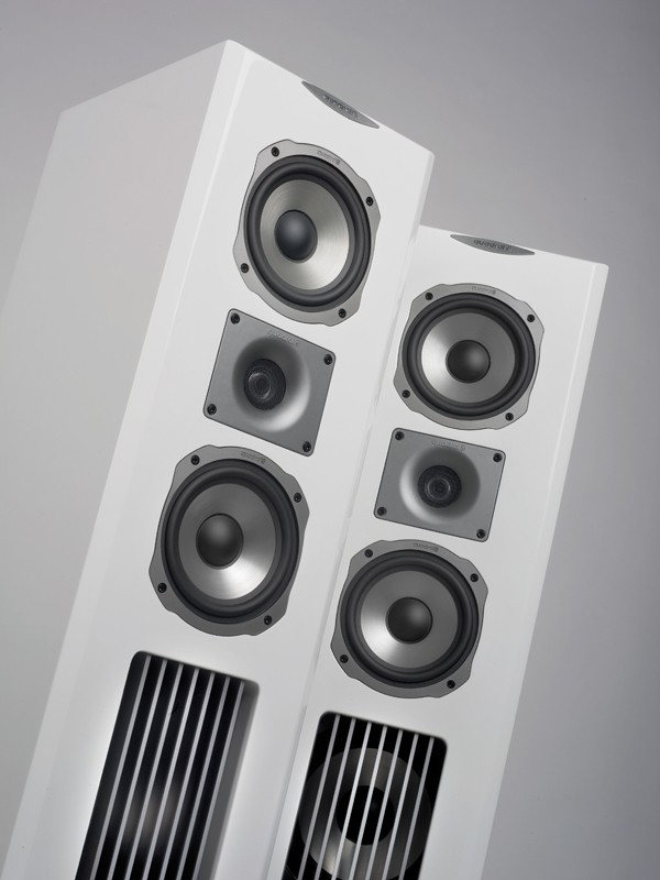Hinter Gittern: Quadral Platinum M50, Bild 1 Lautsprecher Stereo Quadral Platinum M50 im Test, Bild 1