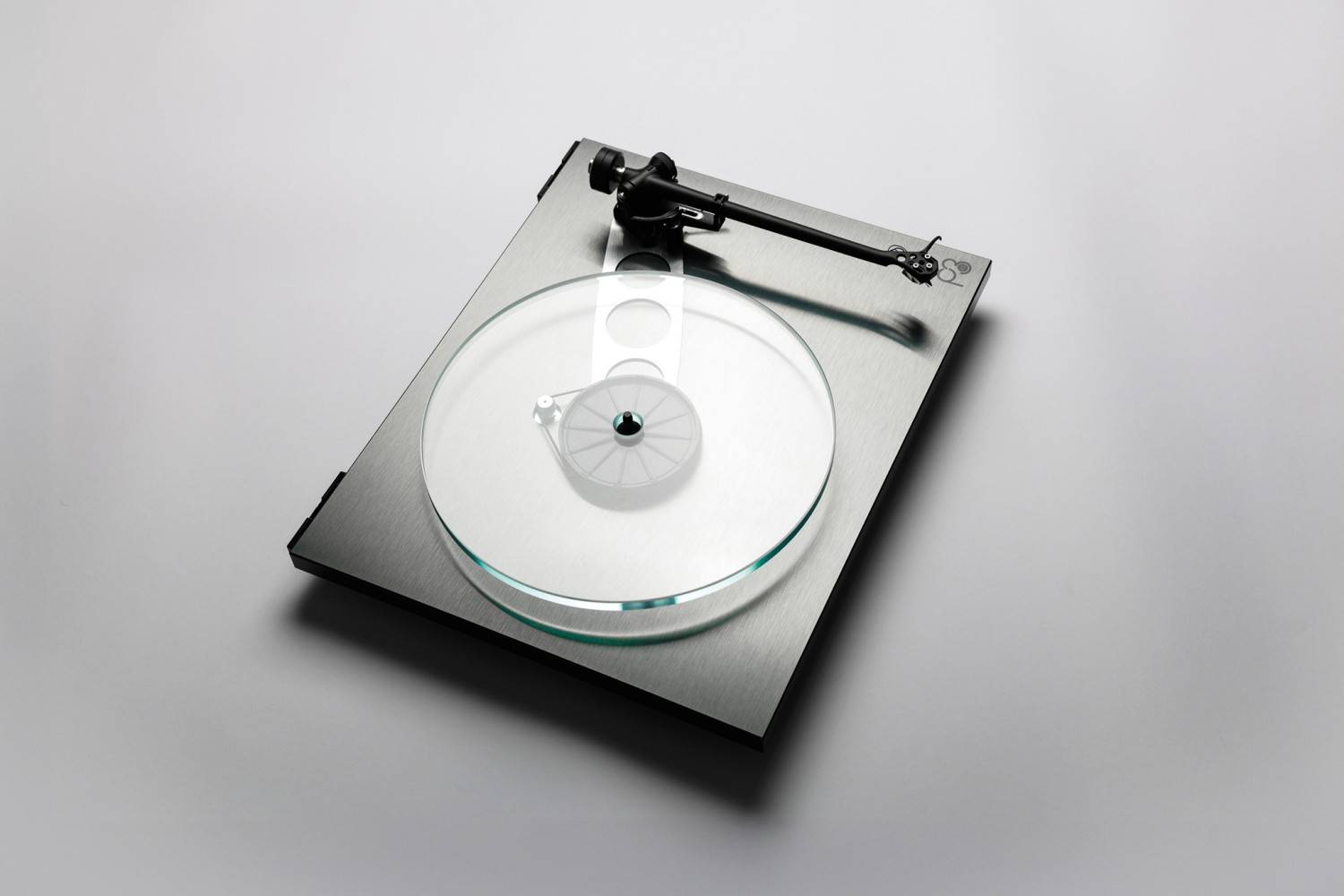 Serientest: Rega Planar 3 RS, Rega Brio MK7, Bild 12 Plattenspieler Rega Planar 3 RS, Rega Brio MK7 im Test , Bild 12