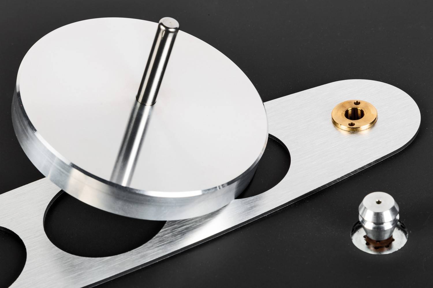 Plattenspieler Rega Planar 6, Excalibur Platinum im Test , Bild 4