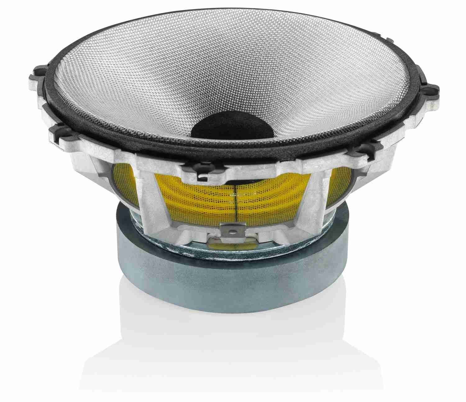 Sechs Richtige: B&W Bowers & Wilkins 607, Bild 4 Regal-Lautsprecher B&W Bowers & Wilkins 607 im Test, Bild 4