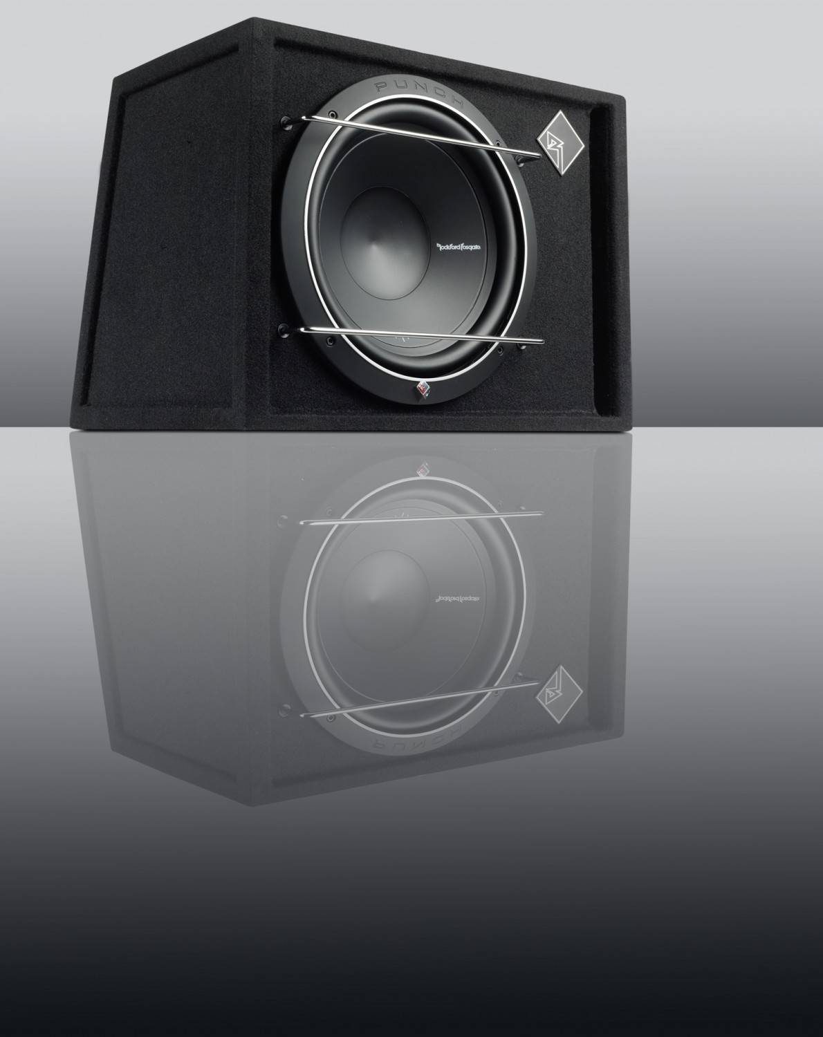 Punch-Box: Rockford Fosgate P1S12BX, Bild 1 Car-Hifi Subwoofer Gehäuse Rockford Fosgate P1S12BX im Test, Bild 1