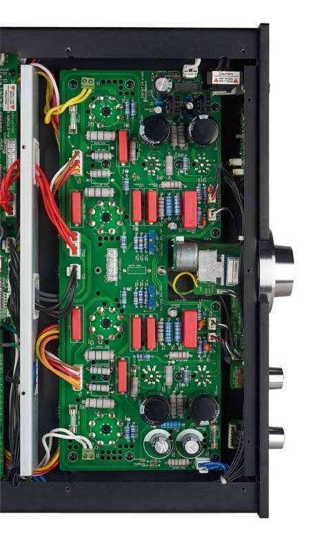 Der zweite Streich: Magnat RV 2, Bild 2 Röhrenverstärker Magnat RV 2 im Test, Bild 2