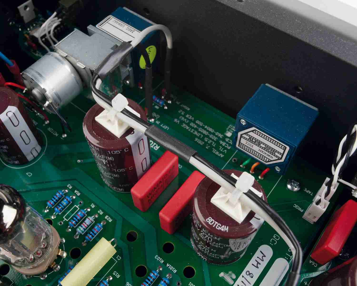 Verdachtsmomente: VTL TL-2.5i, Bild 6 Röhrenverstärker VTL TL-2.5i im Test, Bild 6