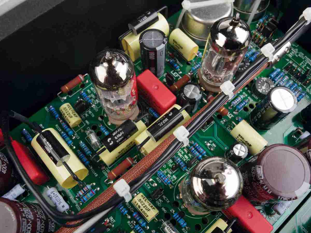 Verdachtsmomente: VTL TL-2.5i, Bild 4 Röhrenverstärker VTL TL-2.5i im Test, Bild 4