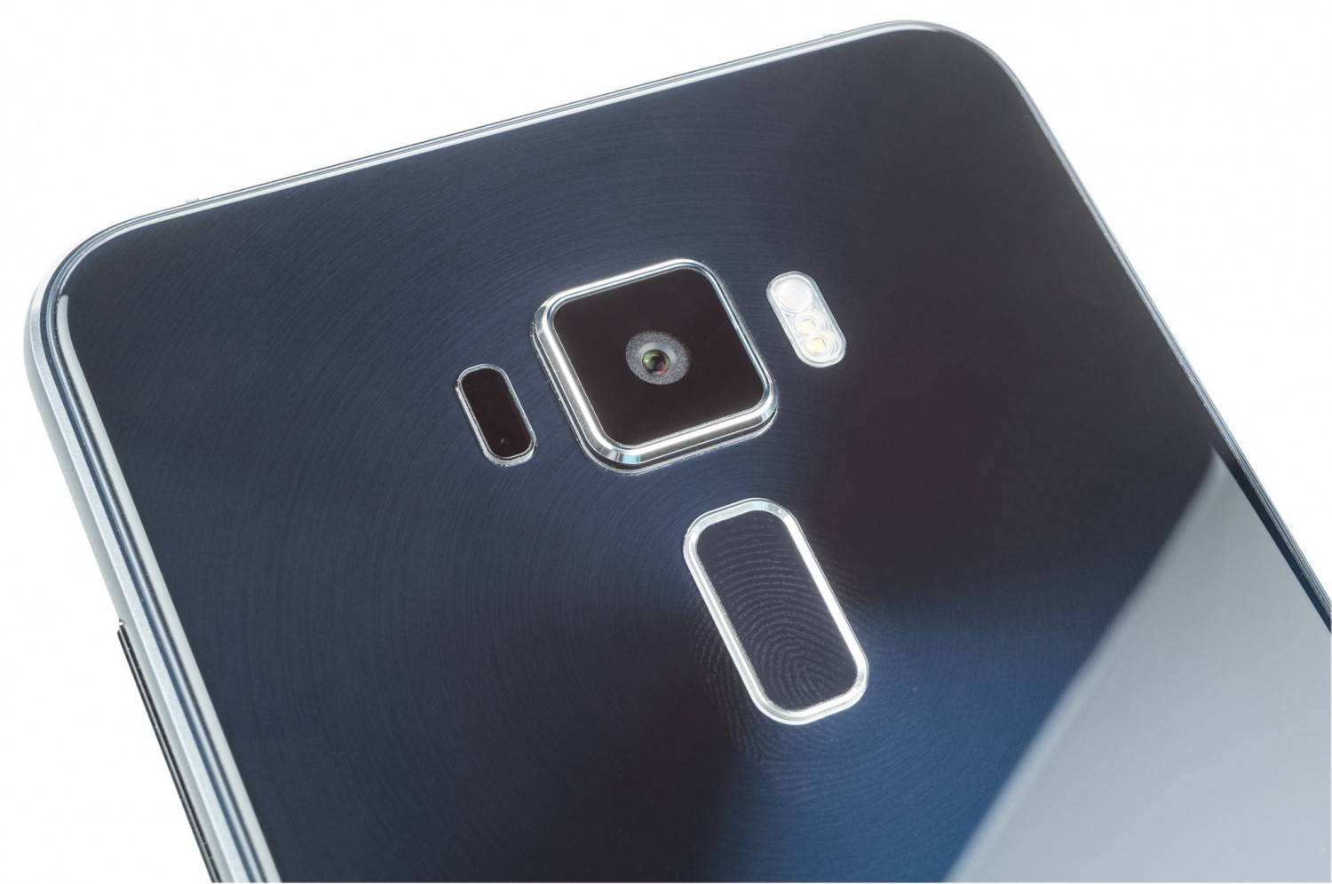 Spezialisten oder buntes Völkchen: Asus ZenFone 3, Bild 2 Smartphones Asus ZenFone 3 im Test, Bild 2