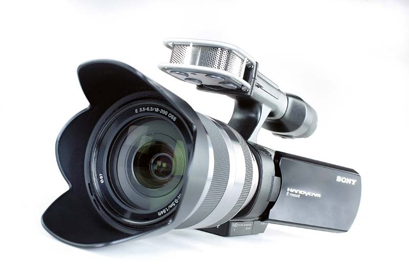 Camcorder Sony NEX-VG10 im Test, Bild 1