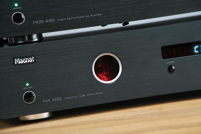 Moderner Dreikampf: Magnat Music System 400, Bild 2 Stereoanlagen Magnat Music System 400 im Test, Bild 2