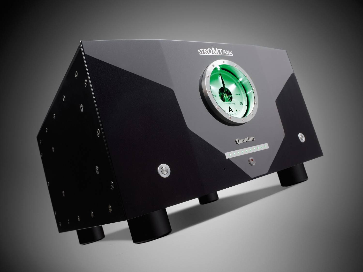 Quantenmechanik: Stromtank S 2500 Quantum, Bild 1 Hifi sonstiges Stromtank S 2500 Quantum im Test, Bild 1