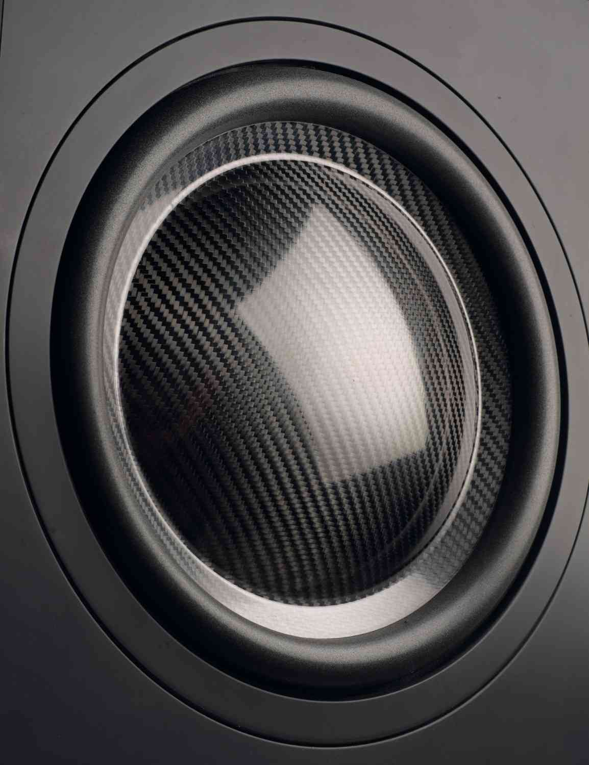 Merovinger Schwarzbart: Präzision im Tiefbass: meroVinger Schwarzbart, Bild 5 Subwoofer (Home) meroVinger Schwarzbart im Test, Bild 5