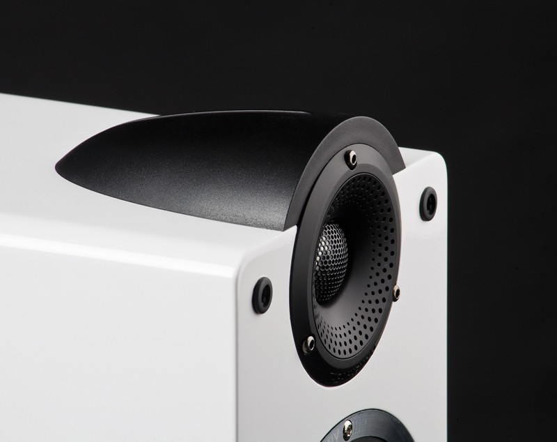 Lautsprecher Surround Taga Platinum Slim-Serie im Test, Bild 2