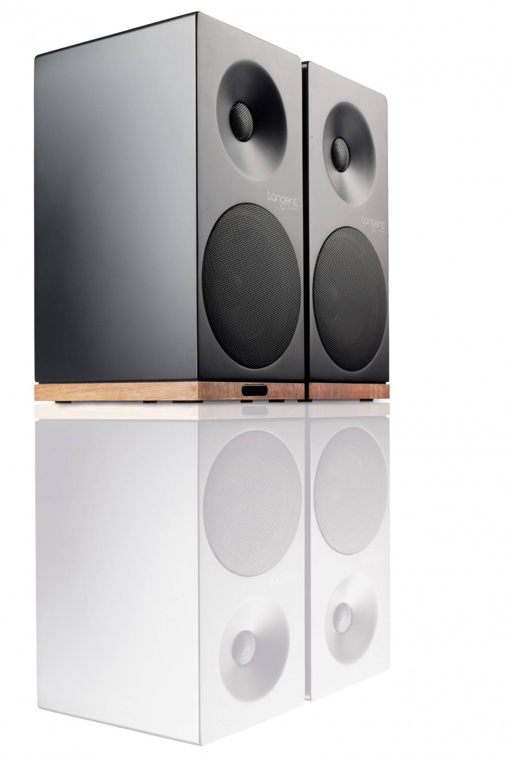 Zeug zum Klassiker: Tangent Spectrum X5 BT, Bild 1 Aktivlautsprecher Tangent Spectrum X5 BT im Test, Bild 1