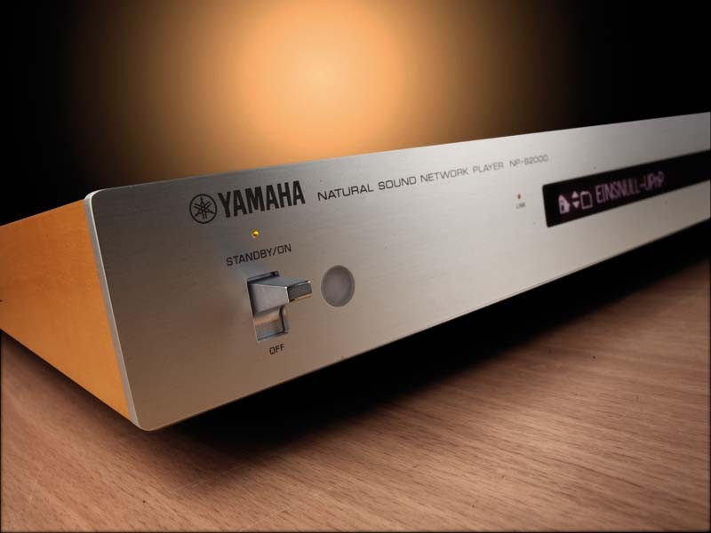 Willkommene Unterstützung: Yamaha NP-S2000, Bild 1 DLNA- / Netzwerk- Clients / Server / Player Yamaha NP-S2000 im Test, Bild 1