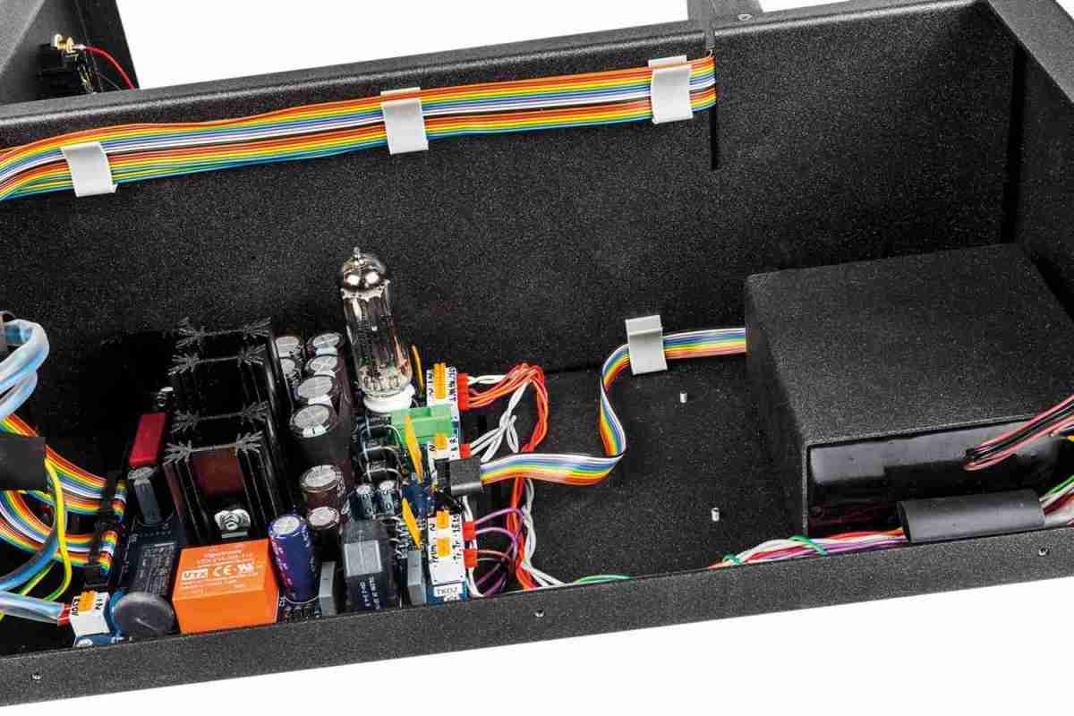Phonovorstufe Canor Audio PH 1.10: Canor PH 1.10, Bild 11 Zubehör HiFi Canor PH 1.10 im Test, Bild 11
