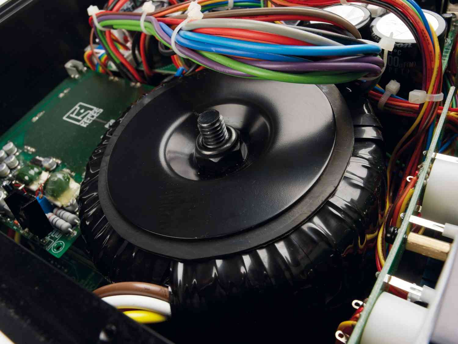 Netzteil Keces P28: Keces P28, Bild 4 Zubehör HiFi Keces P28 im Test, Bild 4