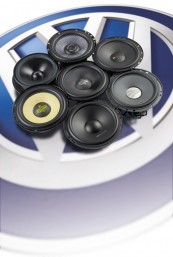 Car-HiFi Lautsprecher fahrzeugspezifisch: 16er-Systeme passend für VW Golf VI/VII im Test, Bild 1