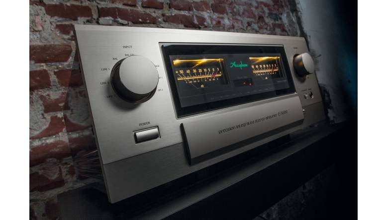 Die Macht: Accuphase E-5000, Bild 1 Vollverstärker Accuphase E-5000 im Test, Bild 1