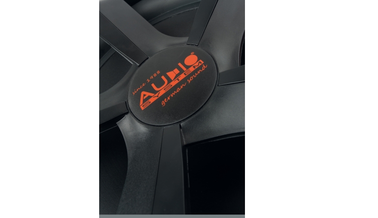 In-Car Subwoofer Gehäuse Audio System Carbon 10 BR, Audio System Carbon 12 BR im Test , Bild 1