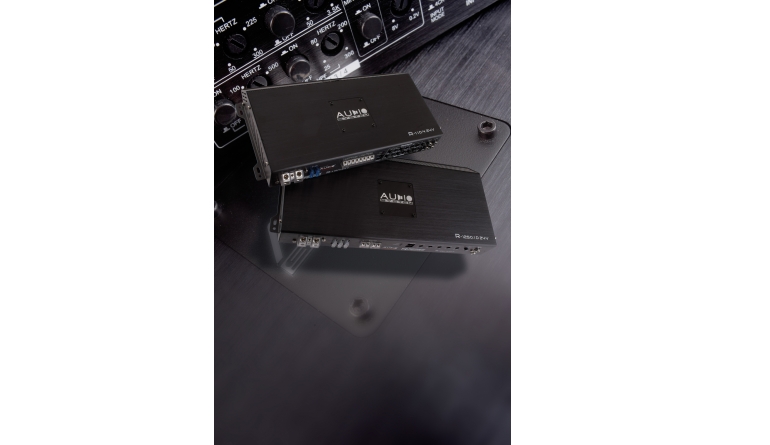 Serientest: Audio System R-1250.1 D 24V, Audio System R-110.4 24V, Bild 1 Car-HiFi Endstufe Mono Audio System R-1250.1 D 24V, Audio System R-110.4 24V im Test , Bild 1