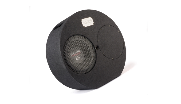 Subwoofer für die Reserveradmulde von Audio System: Audio System Subframe M10 Evo, Bild 1 In-Car Subwoofer Gehäuse Audio System Subframe M10 Evo im Test, Bild 1